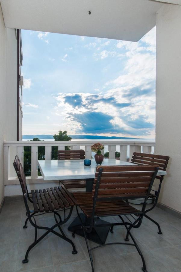 Apartments Villa Medic Брела Экстерьер фото
