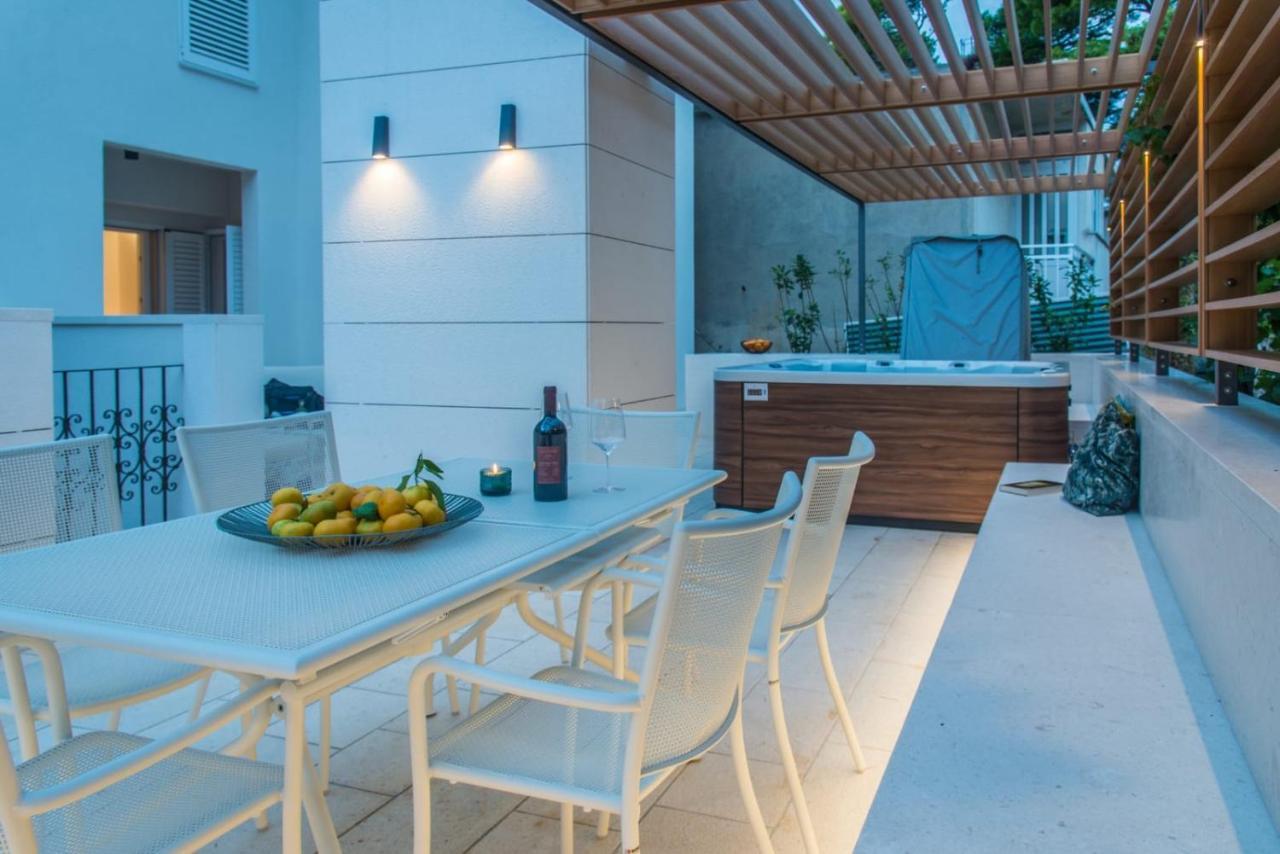 Apartments Villa Medic Брела Экстерьер фото