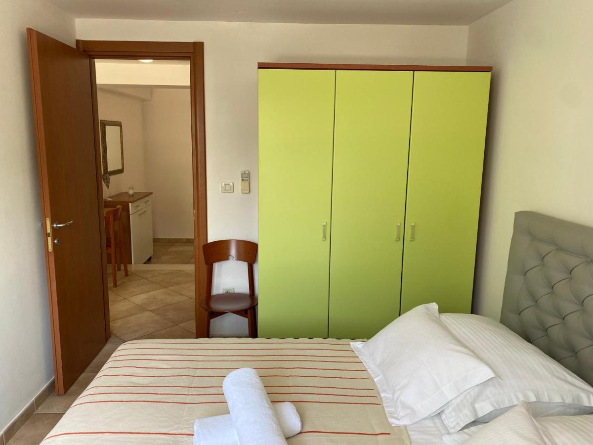 Apartments Villa Medic Брела Экстерьер фото