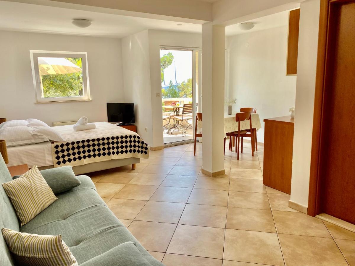 Apartments Villa Medic Брела Экстерьер фото