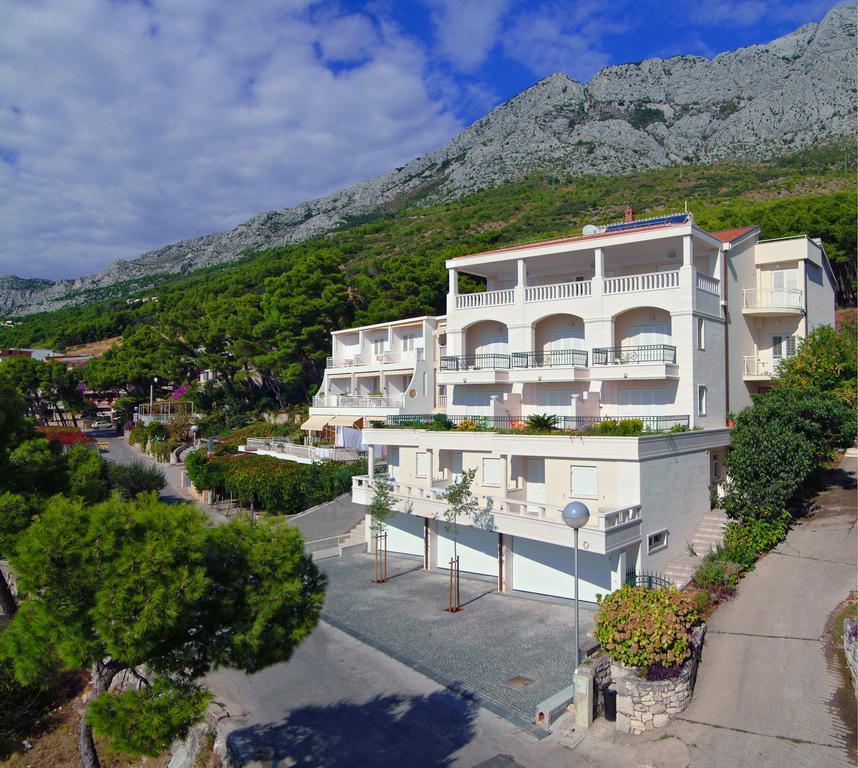Apartments Villa Medic Брела Экстерьер фото